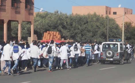 فيدرالية أولياء الأمور تدعو إلى إلغاء العطل البينية لتلاميذ البكالوريا من أجل الاستدراك