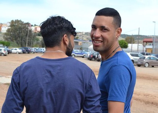 مغربي وجزائري يتزوجان ويدعوان جميع المثليين لحضور حفل الزفاف
