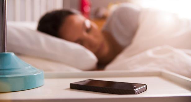 انتبهوا..دارسة تكشف تأثير “واي – فاي” على النوم