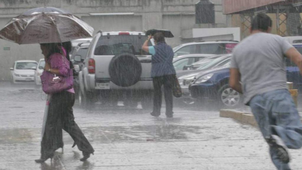 نشرة إنذارية:أمطار قوية وتساقطات ثلجية ورياح قوية مرتقبة بعدد من مناطق المملكة