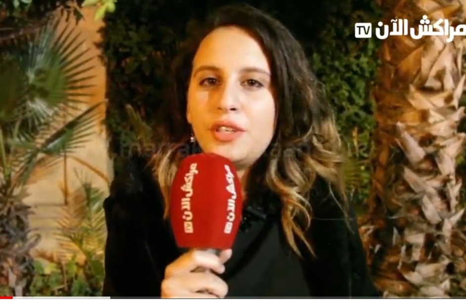 فيديو.. فتيحة حاجي فنانة مراكشية تؤدي أغنية لمجموعة لرصاد بإيقاع غربي