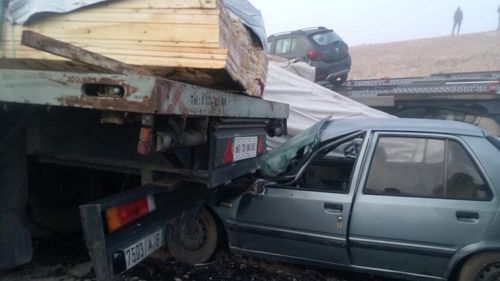 حادث سير خطير يشل الطريق السيار الرابط بين مراكش والدار البيضاء ويخلف مصابين +صور