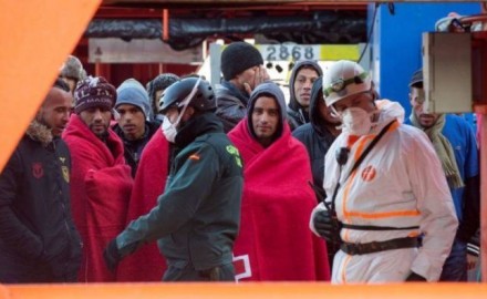 سلطات سبتة توقف 38 مهاجرا مغربيا غير نظامي