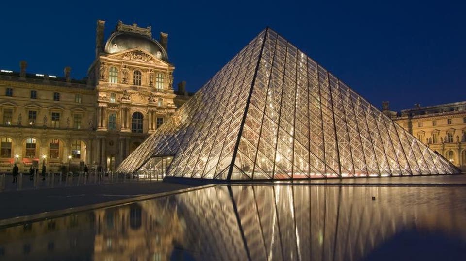 باريس.. إغلاق متحف اللوفر اليوم بسبب موظفيه