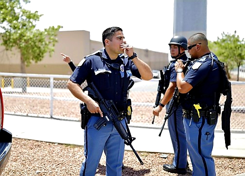 تكساس الأمريكية.. مسلحون يطلقون النار في مركز تجاري