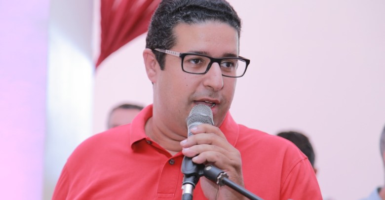 رسميا.. عثمان الطرمونية كاتبا عاما للشبيبة الاستقلالية