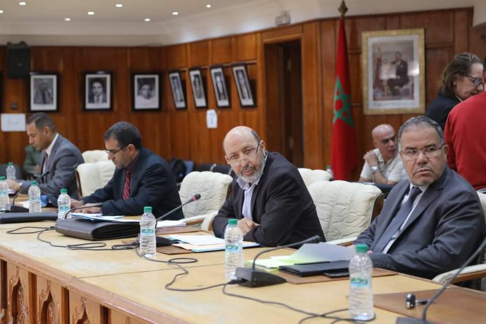 المجلس الجماعي لمراكش يصادق على اتفاقيتين في مجال اللوجستيك والماء