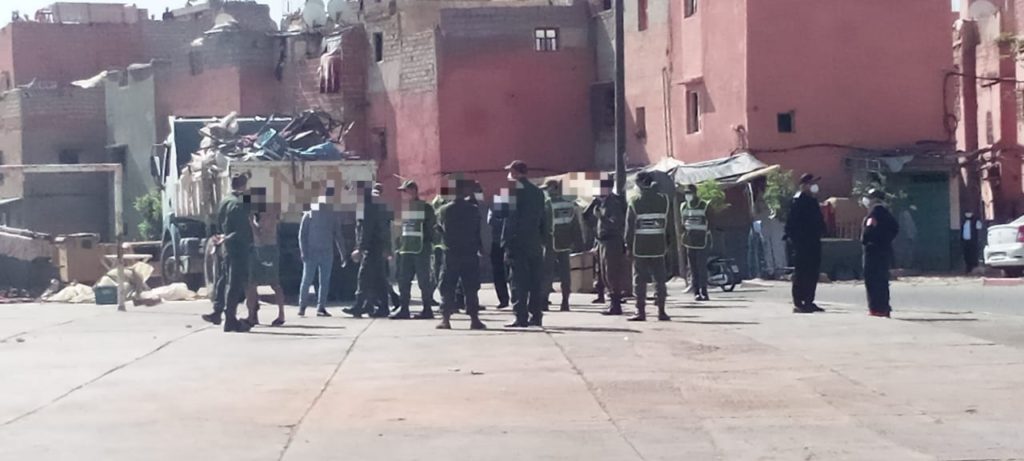 صور.. اعتقالات في تفكيك سوق عشوائي بمراكش