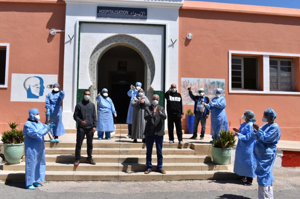 بعد شفائهم من فيروس كورونا.. سبعة اشخاص يغادرون مستشفيات مراكش