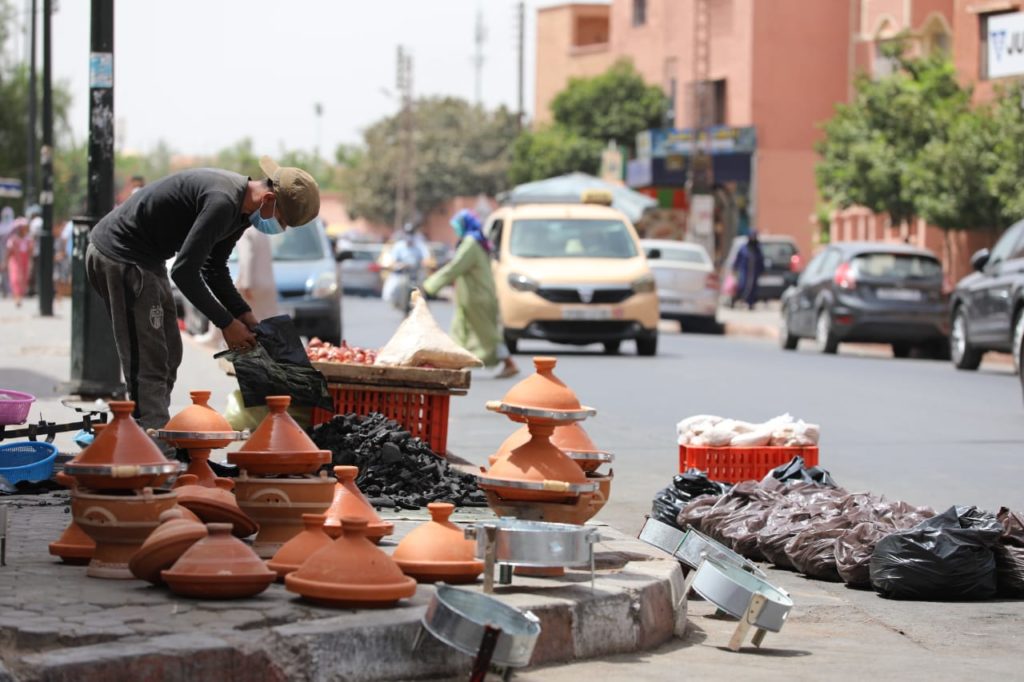 عيد الأضحى بمراكش.. الأزمة الوبائية ترخي بظلالها على المهن الموسمية الصغيرة