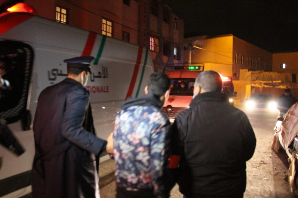 امن مراكش يعتقل 40 خارقا لحالة الطوارئ الليلية بمنطقة المحاميد