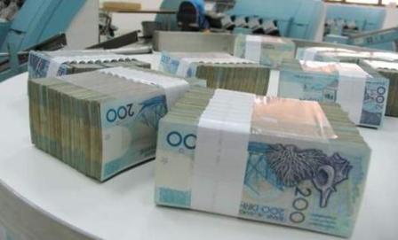 تحويلات المغاربة المقيمين بالخارج تتخطى 71 مليار درهم عند متم شهر يونيو