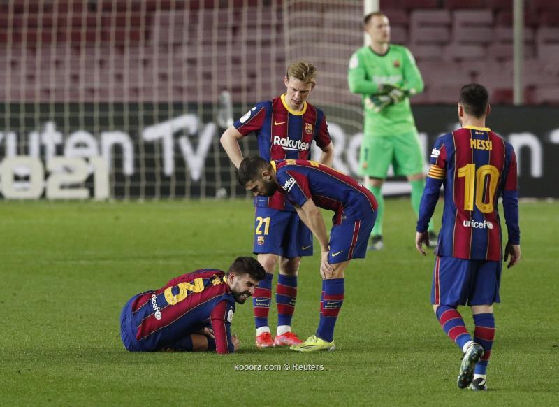 نادي برشلونة يعلن تفاصيل إصابة مدافعه جيرارد بيكيه