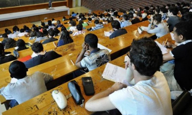 8 سنوات للمتهمين في ملف “المال مقابل النقط”