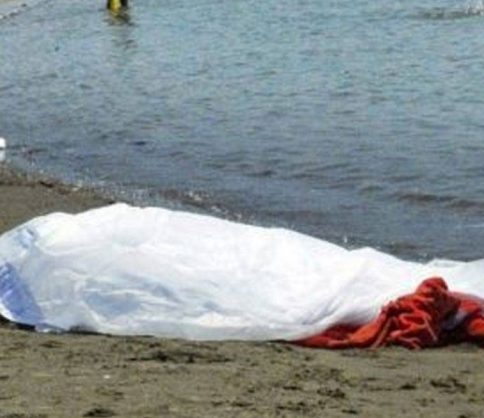 العثور على جثة سيدة قذفت بها أمواج البحر بمدينة سلا