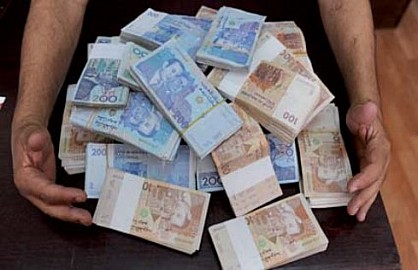 سائق “طاكسي” يعثر على 15 مليون سنتيم داخل حقيبة بخريبكة