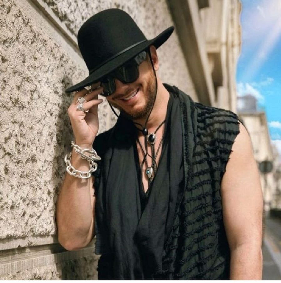 ايداع الفنان سعد لمجرد السجن بعد ادانته بست سنوات نافذة بفرنسا