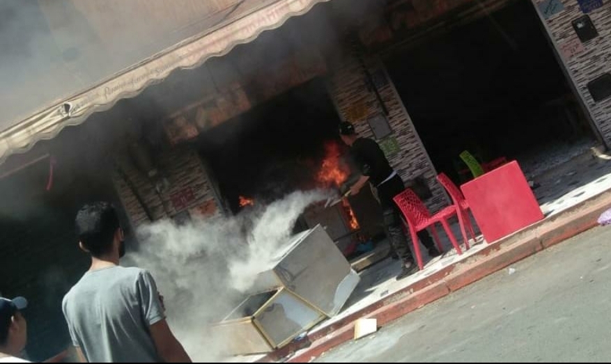 النيران تلتهم مطعما قرب ساحة جامع الفنا