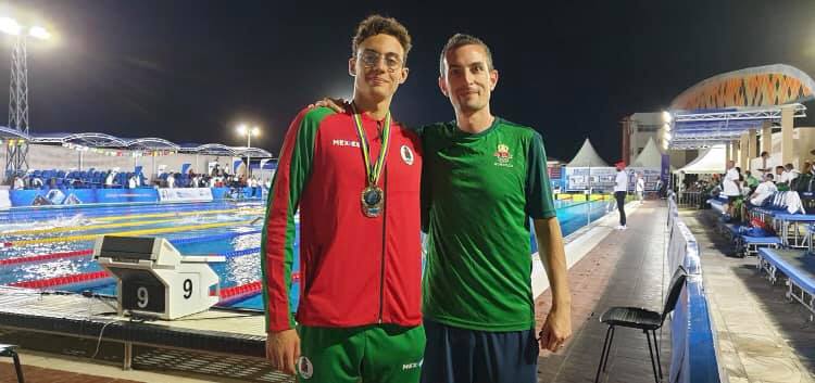 المغرب يفوز بأول ميدالية ذهبية له في البطولة الإفريقية للسباحة بغانا