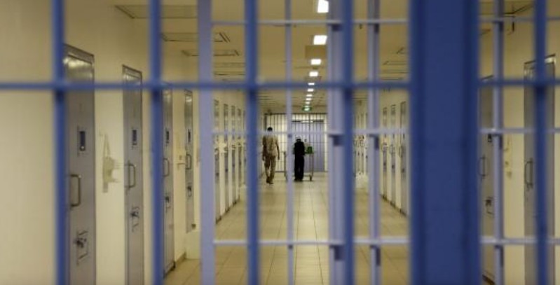 إيداع 8 دركيين جدد سجن “عكاشة” في قضية تاجر مخدرات