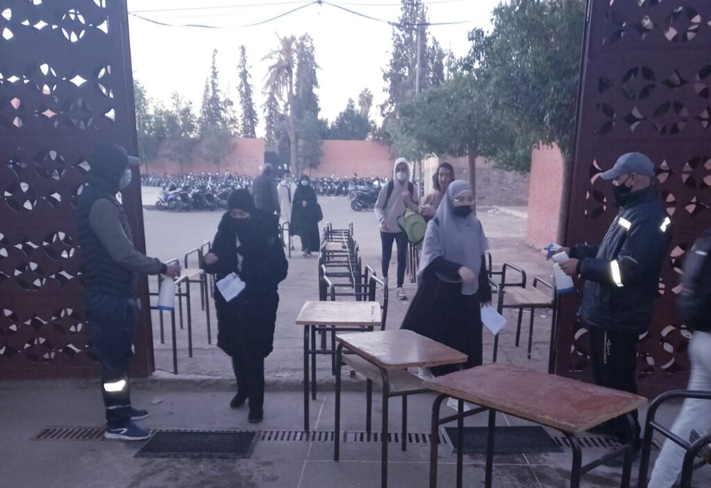 مجلس التنسيق بكلية الآداب والعلوم الإنسانية بمراكش يؤكد احترام التدابير الاحترازية خلال دورة الامتحانات الخريفية