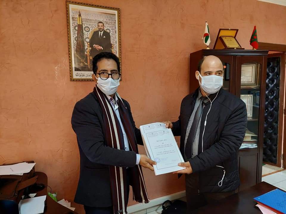 ناجح المدير الإقليمي للتعليم يتسلم سلط قطاع الرياضة من الأنصاري مدير مديرية الشباب والثقافة باقليم شيشاوة