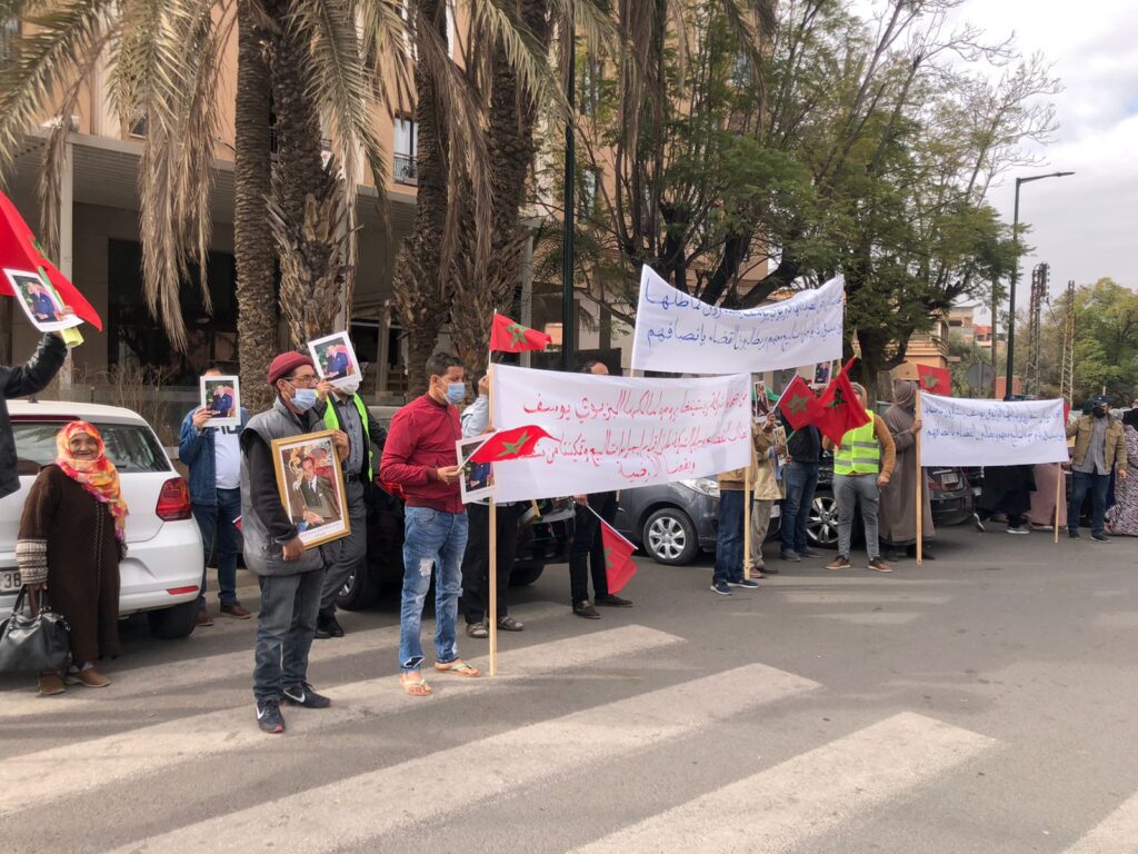 ضحايا احدى شركات العقار يطالبون القضاء بانصافهم واجبار الشركة على اتمام عقود البيع +صور