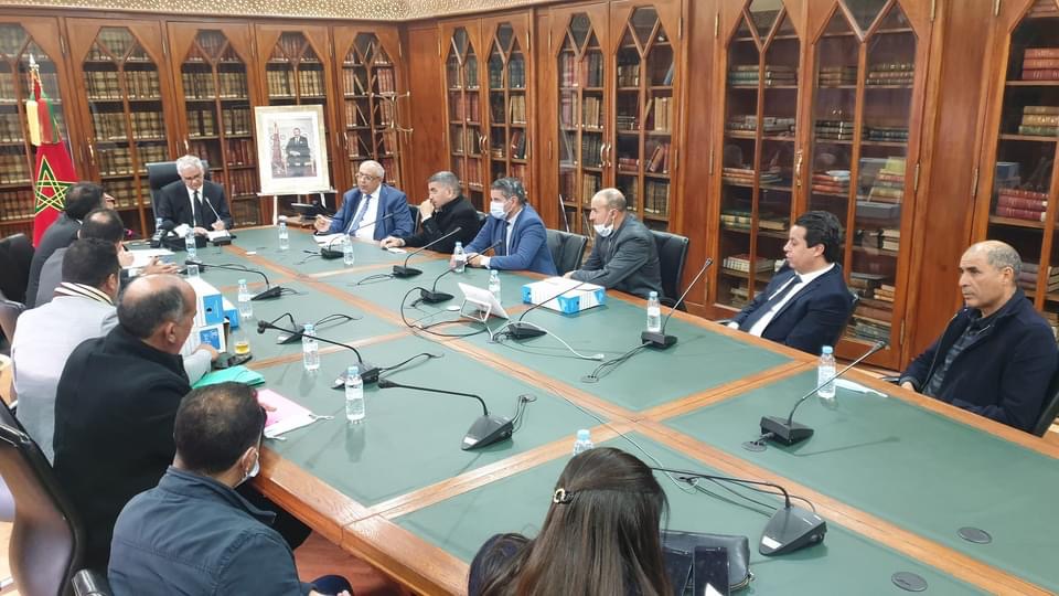 الوزير البركة يستقبل وفدا من الفاعلين الترابيين عن إقليم شيشاوة بمقر وزارة التجهيز والماء