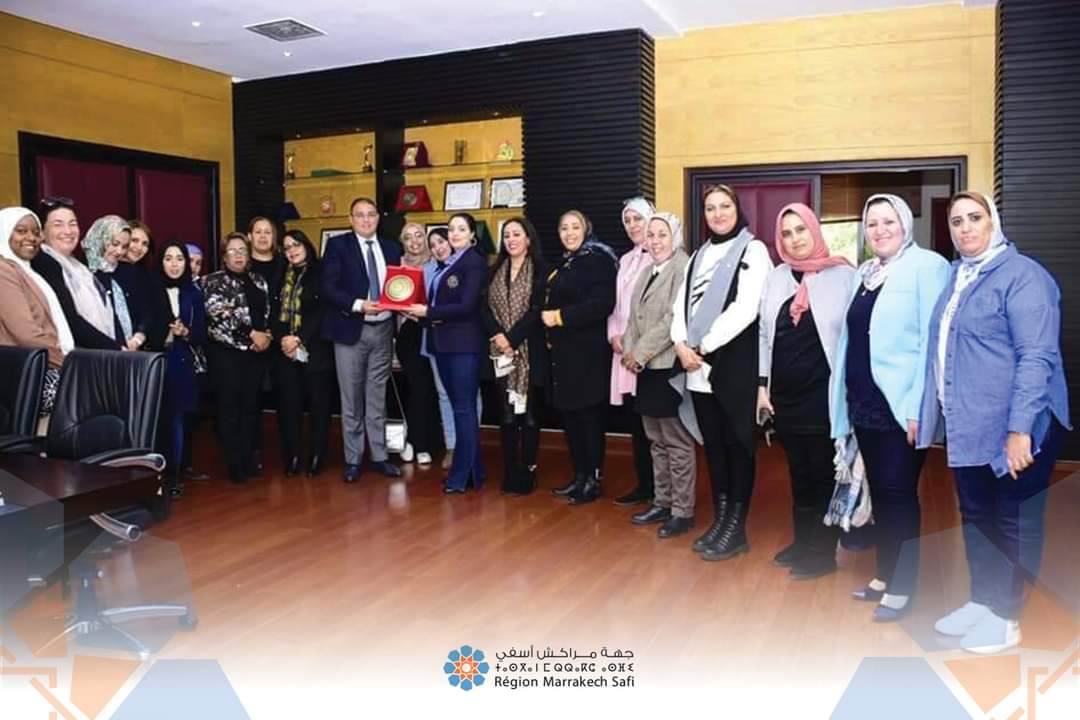 بركات رئيس جهة بني ملال خنيفرة يستقبل وفدا نسائيا عن مجلس جهة مراكش آسفي