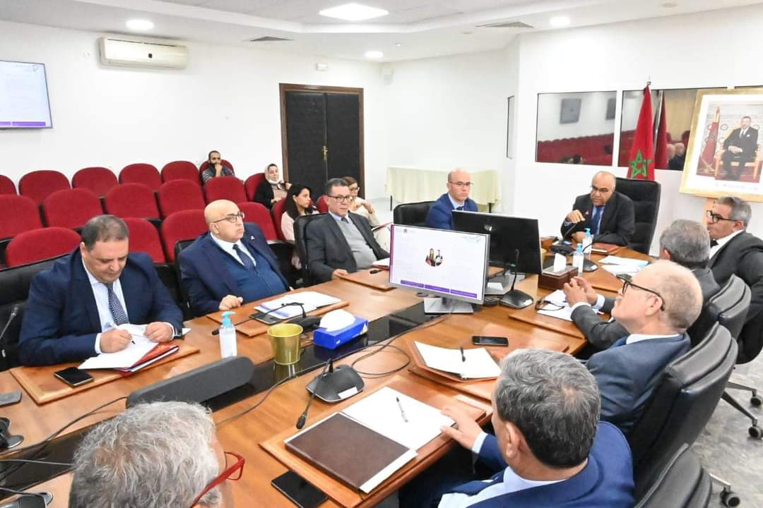 الوزير عبد اللطيف ميراوي يعقد اجتماعا لندوة رؤساء الجامعات