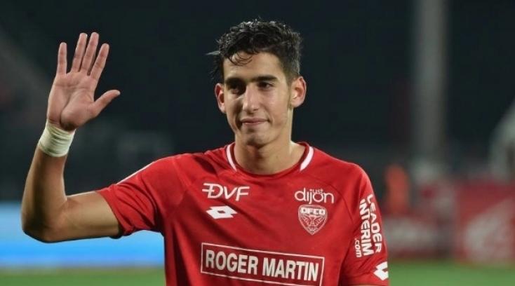 نايف أكرد يتواجد بالقائمة النهائية لـ”أفضل لاعب إفريقي” في الدوري الفرنسي لعام 2022