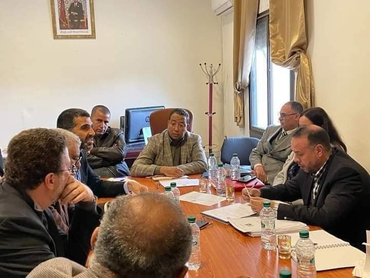 طارق حنيش نائب العمدة يترأس اجتماعا لحل إشكالات البناء والتعمير بمنطقة أبواب مراكش