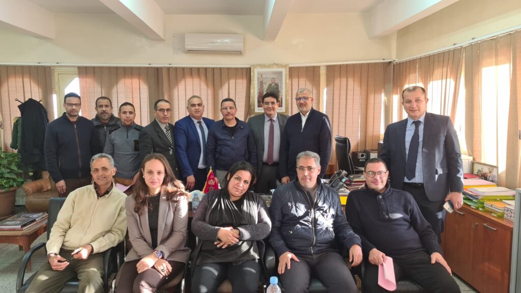 بعد توقيع بروتوكول للمصالحة بمقر ولاية جهة مراكش آسفي.. عمال فنادق موكادور يستأنفون عملهم بعد شهور من الاحتجاج النقابي