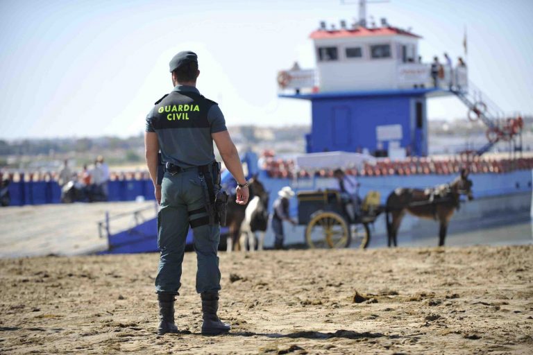 إسبانيا تمدد اغلاق حدودها البرية مع المغرب 15 يوما
