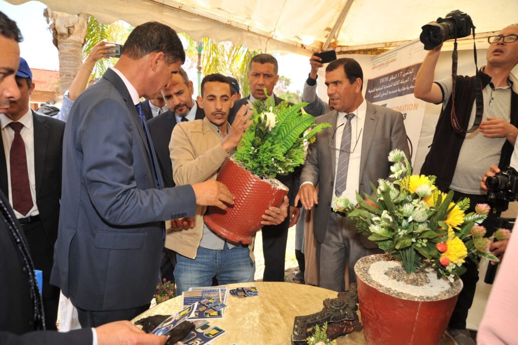 لوديني رئيس قسم العمل الاجتماعي بشيشاوة: “مشاريع المرحلة الأولى والثانية ل INDH بلغت 1235 مشروعا بكلفة مالية فاقت 868 مليون درهم”