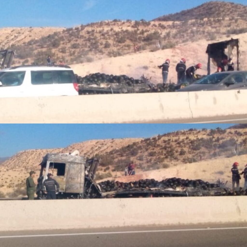 عاجل.. احتراق كلي لشاحنة محملة بالدلاح في الطريق السيار بواد البور في طريقها الى اسبانيا