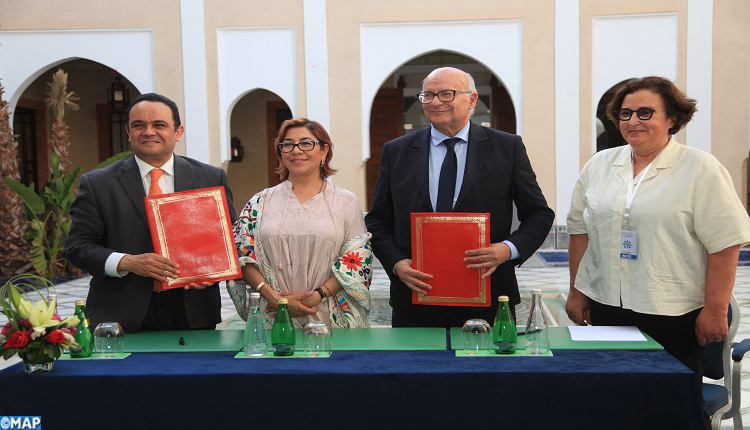 مراكش.. اللجنة الوطنية لمراقبة حماية المعطيات ذات الطابع الشخصي توقع اتفاقيتي شراكة مع هيأتين إفريقيتين لحماية المعطيات الشخصية