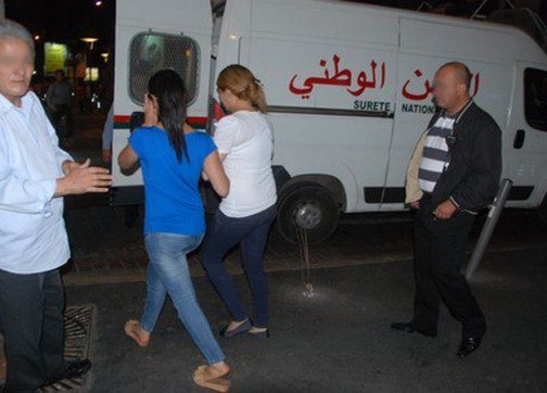 توقيف سيدتين بطنجة استغلا ابنتيهما القاصرتين في تصوير أعمال إباحية