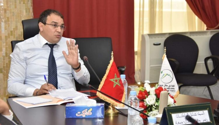 بركات يترأس إجتماعا تحضيريا للتداول في المشاريع التنموية المزمع مناقشتها في دورة مجلس جهة بني ملال خنيفرة