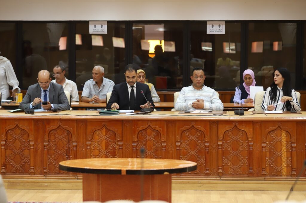 مجلس مقاطعة جليز يعقد دورته العادية لشهر يونيو +صور