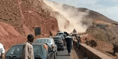 انهيار صخري يتسبب في توقف حركة السير بين ورزازات ومراكش