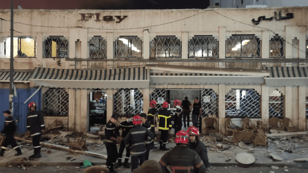 مصرع ثلاثة اشخاص إثر انهيار سقف مقهى بالدار البيضاء