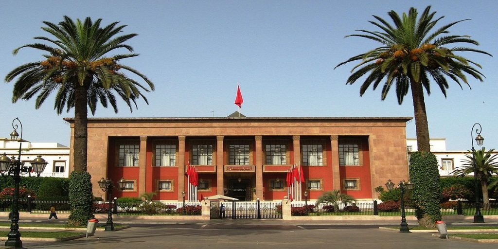 خلال السنة الحالية.. البرلمان يصادق على 30 قانونا و33 مشروعا بقيت قيد الدراسة