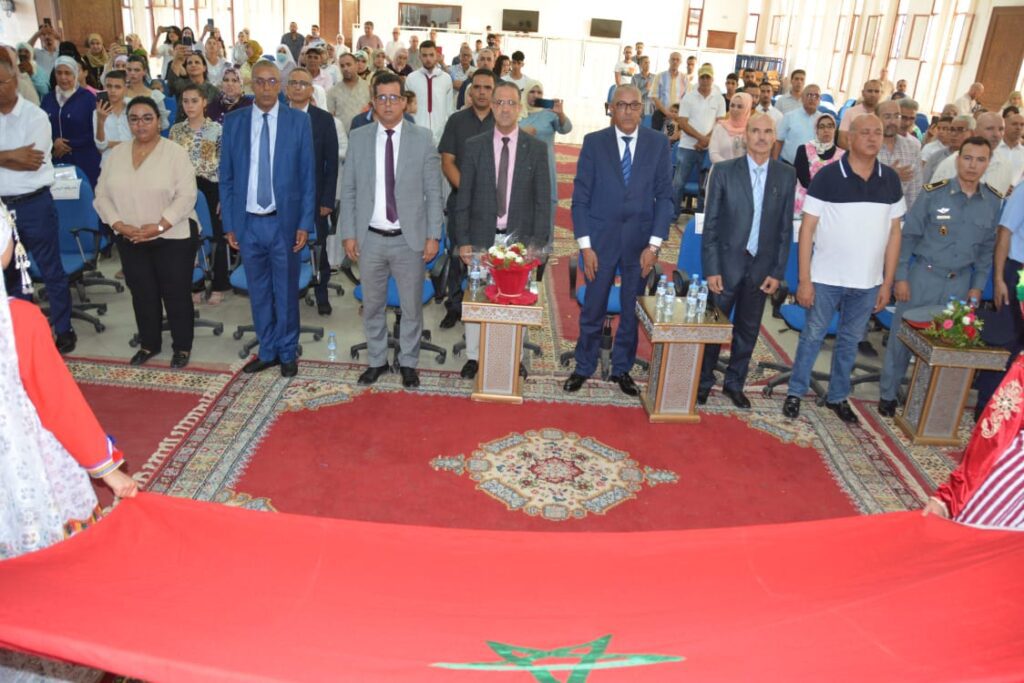 مديرية وزارة التربية الوطنية بقلعة السراغنة تنظم حفل التميز وتكرم التلاميذ الحاصلين على أحسن النتائج في الامتحانات الاشهادية