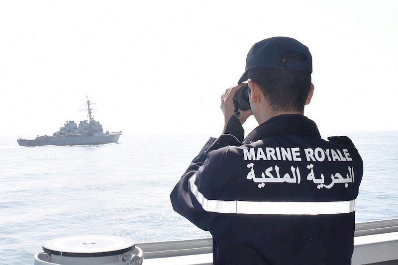 البحرية الملكية تقدم المساعدة ل23 صياد بالدار البيضاء