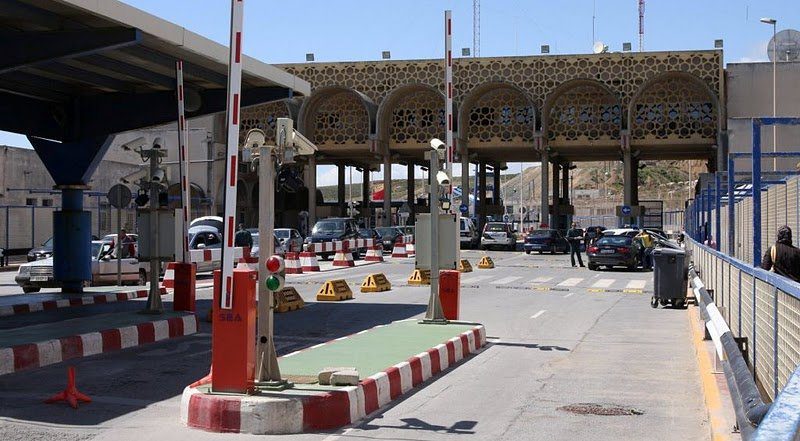 جمارك باب سبتة تحبط محاولة تهريب 117 كلغ من المخدرات