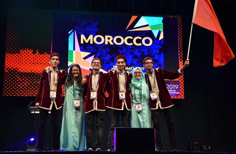 4 ميداليات منها ذهبيتين لطلاب مغاربة في المسابقة العالمية للرياضيات لـ2022