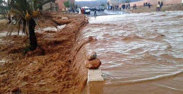 مصرع فتاتين ترعيان الغنم غرقا في أزيلال بعد أن جرفتهما السيول