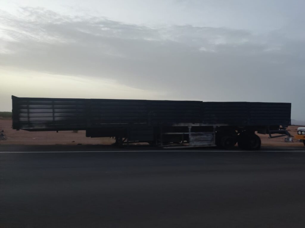 احتراق شاحنة محملة بالسلع بالطريق السريع الرابط بين مراكش وشيشاوة +صور