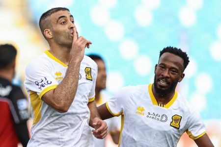الفيفا يلزم النصر السعودي بدفع حوالي 4 ملايين يورو للاعب المغربي حمدالله